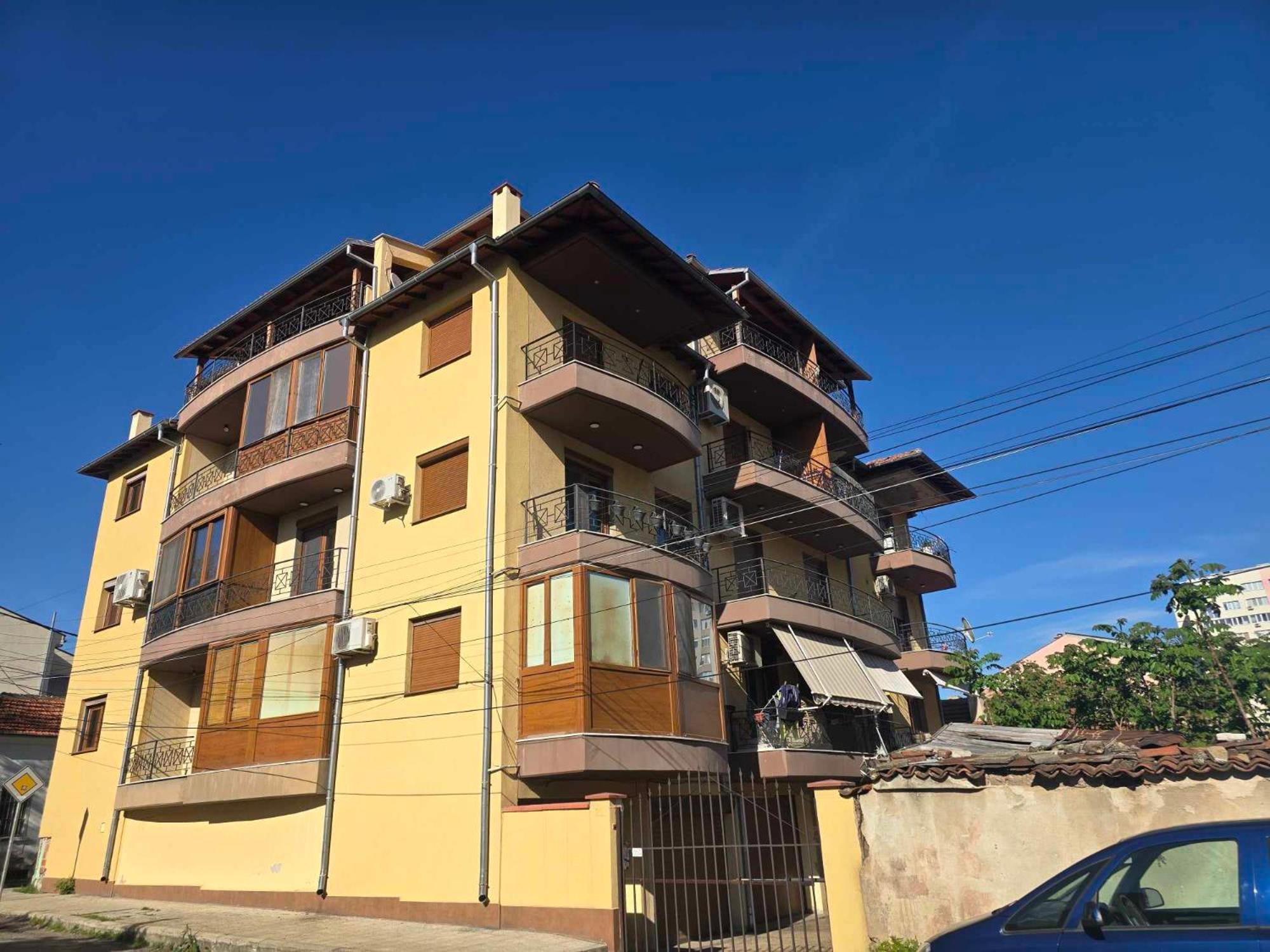 Luxury City Centre Appartment Iva Sliven Ngoại thất bức ảnh